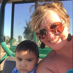 Meet your Posher, Robin